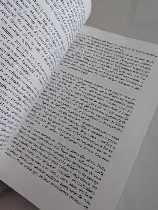 Livros de Marion Zimmer Bradley