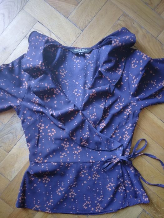 Granatowa wiązana koszula w serduszka Top Secret XS