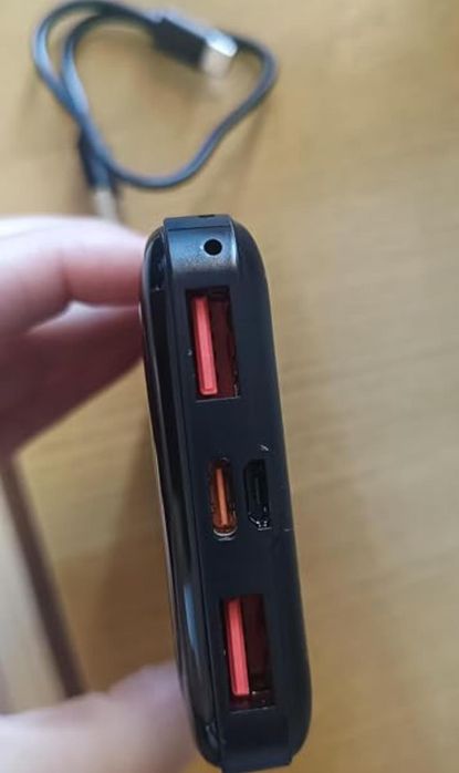Power bank de carregamento rápido ( novo com garantia)