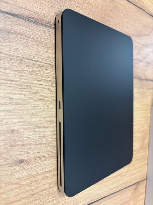 Gładzik Apple Magic Trackpad USB-C A3120 – Space Black – stan idealny