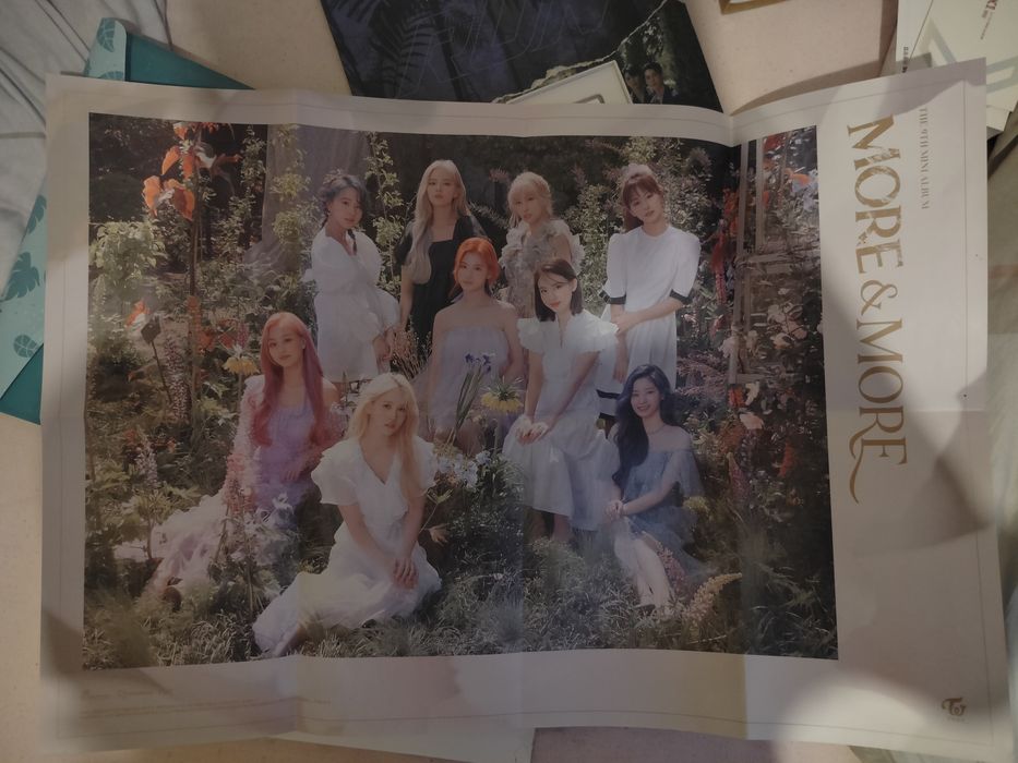 Płyty kpop plakaty bts twice greatguys cix X1 ateez straykids aespa Re