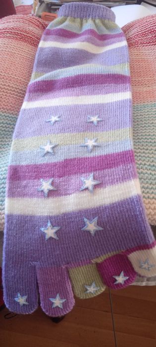 Meias antiderrapante, com dedos, a estrear.