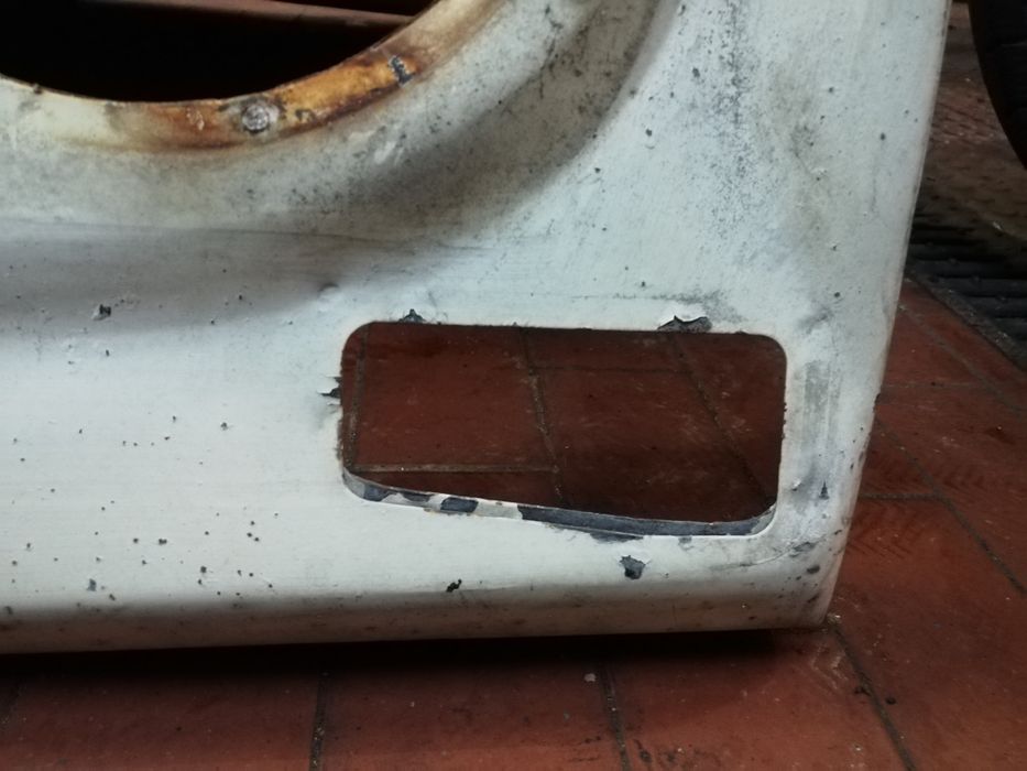 Capot Renault 4L e GTL