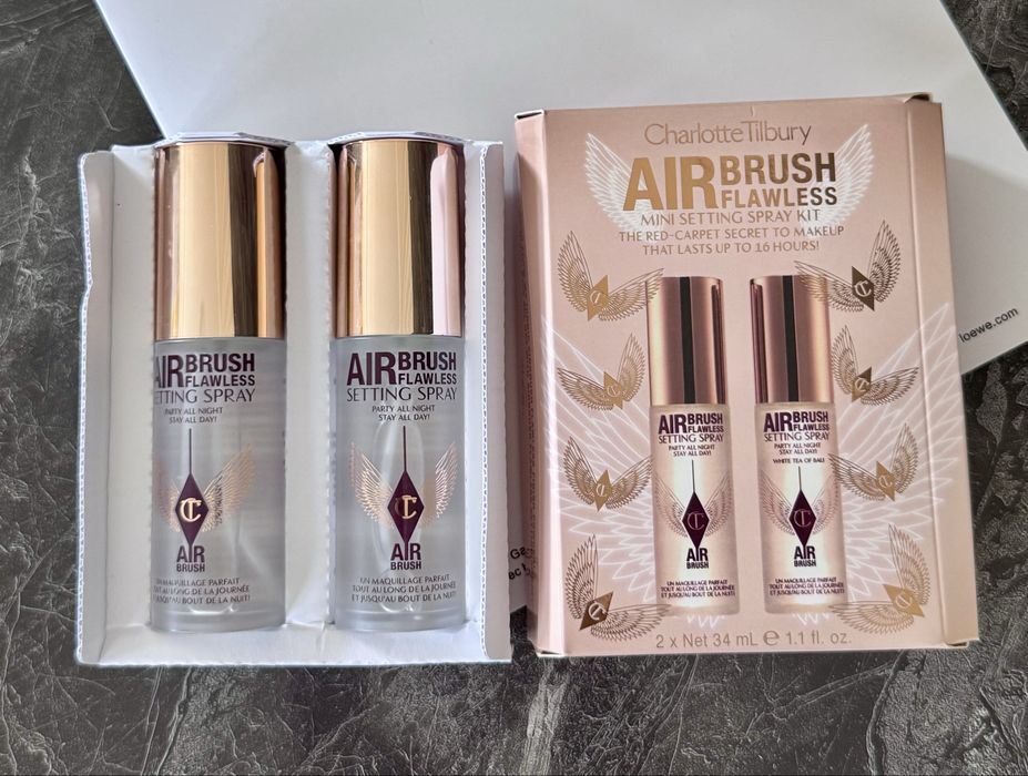 Набір фіксаторів для макіяжу Charlotte Tilbury Airbrush Flawless Setting Spray Duo (2*34ml)
