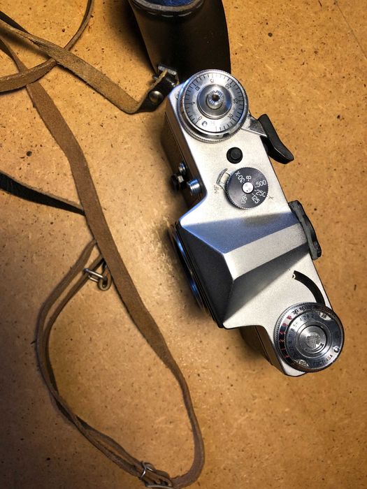 Zenit -E (81) без объектива с родным чехлом