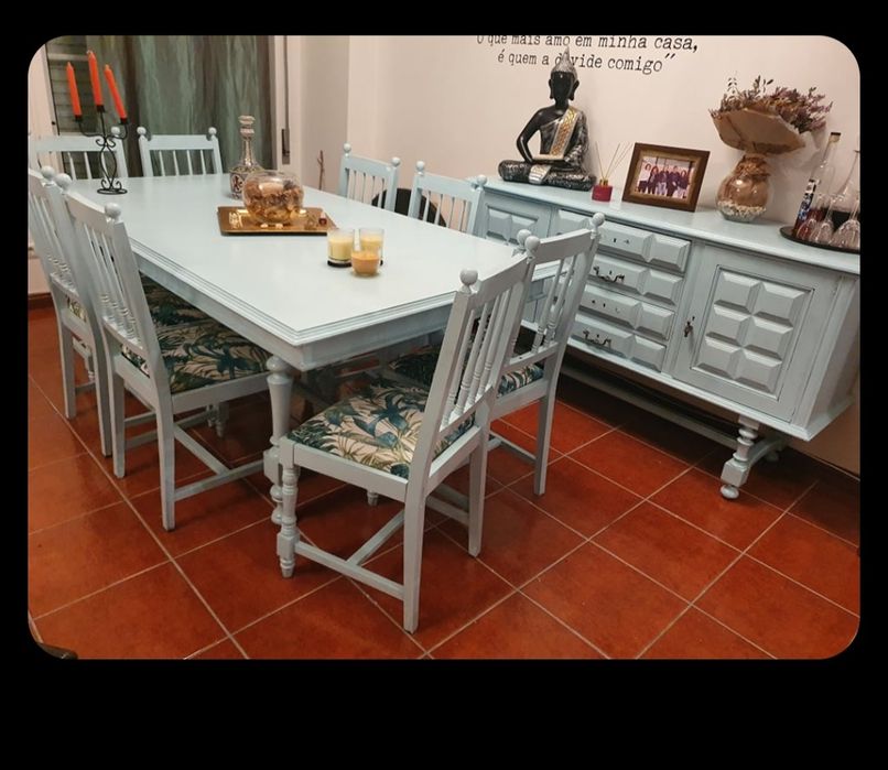 Mobília de sala antiga (restaurada)