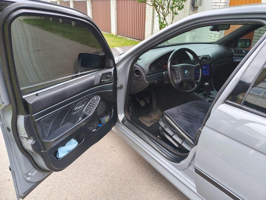 BMW e39 528i газ/бензин
