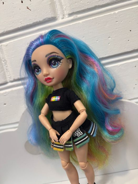 Красуня лялька Rainbow High Amaya Raine MGA
