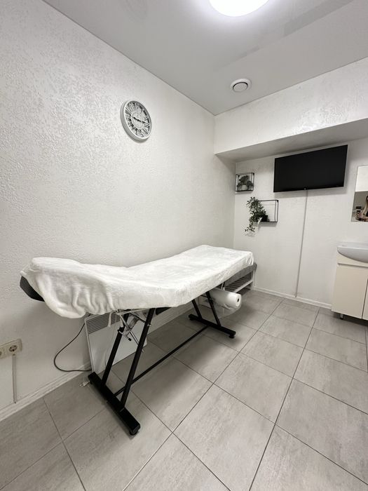 Аренда сдам кабинет в центре возле Афин