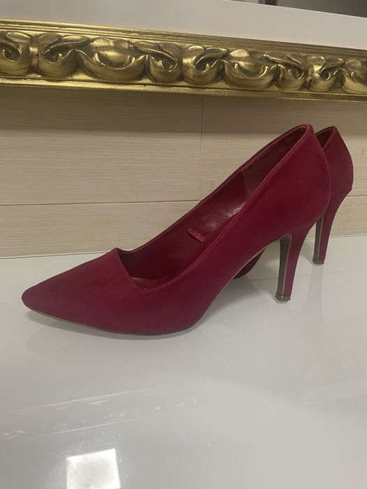 Sapatos de salto