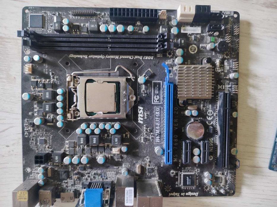 Продается  MSI H67MA-E35 (B3)
