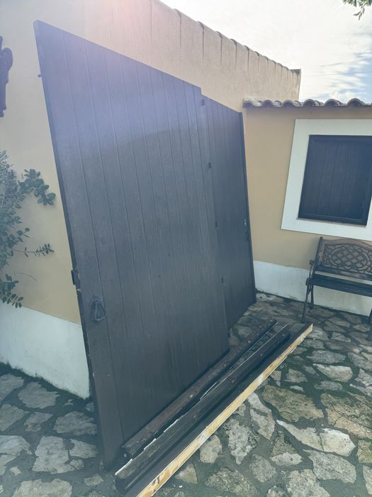 Portao em madeira 2m/1,40m