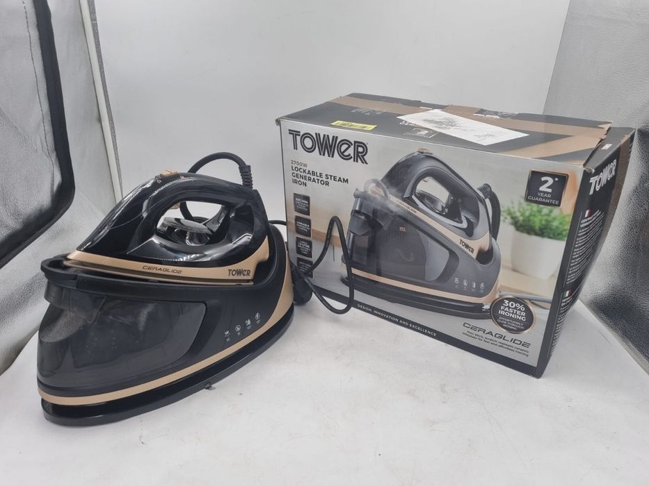 Tower żelazko ze stacją parową T22023GLD