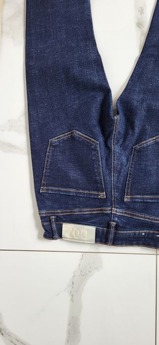 Jeansy rurki Stradivarius XS/S