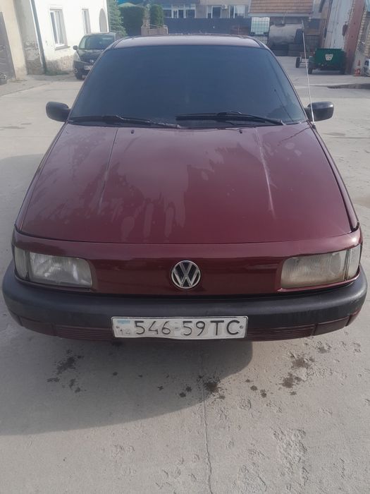 Продаєця пасат б3