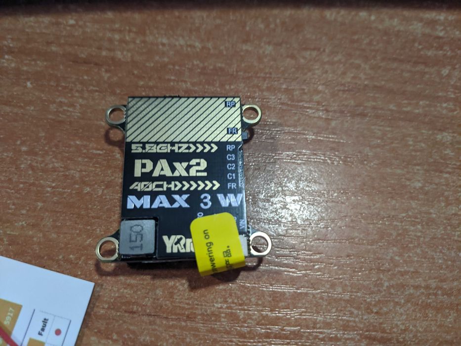 ВІДЕОПЕРЕДАВАЧ fpv VTX  YRrc PAx2 3W 5.8G 40каналів з антеною 14см