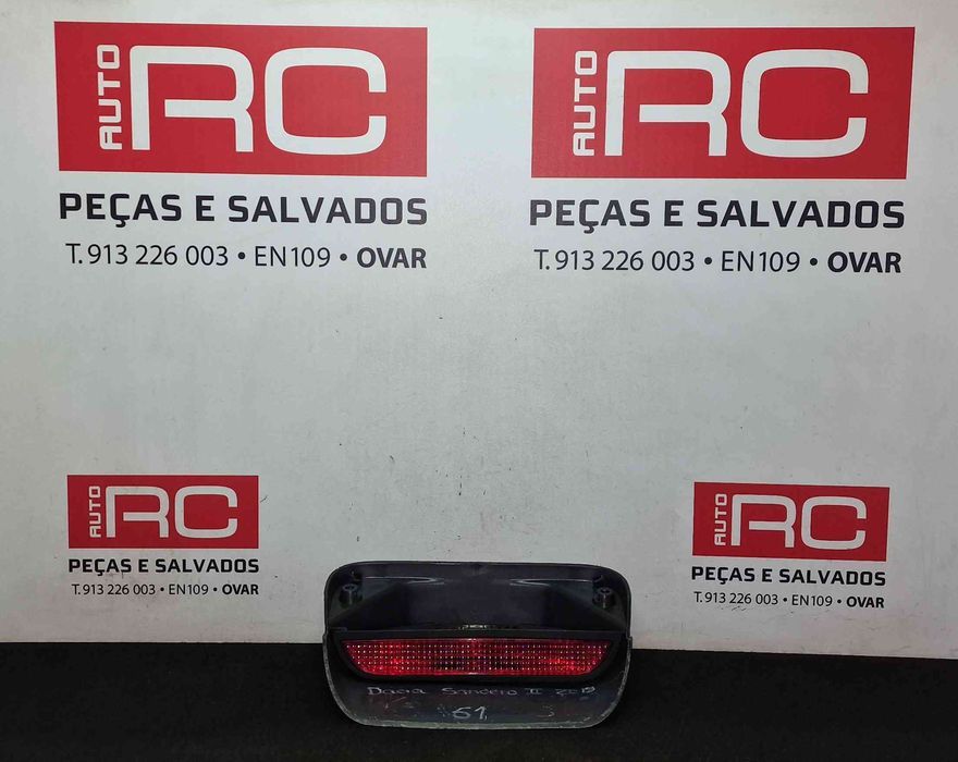 Luz Stop Adicional / 3º Stop DACIA SANDERO II ano 2013