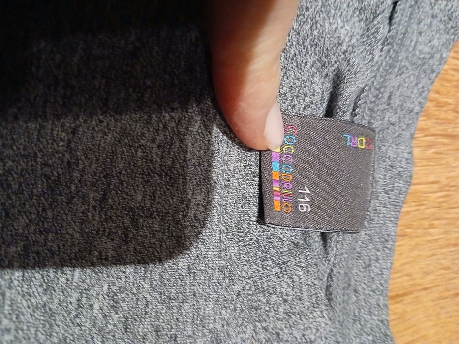 T-shirt coccodrillo z długim rękawem rozmiar 116