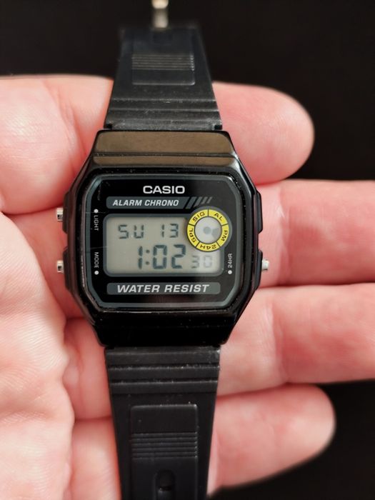 Sprzedam zegarek Casio F-94W