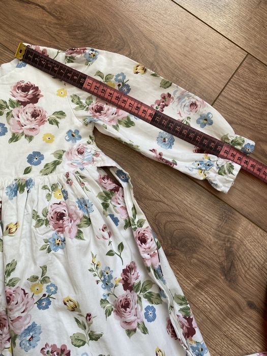 Сукня на довгий рукав