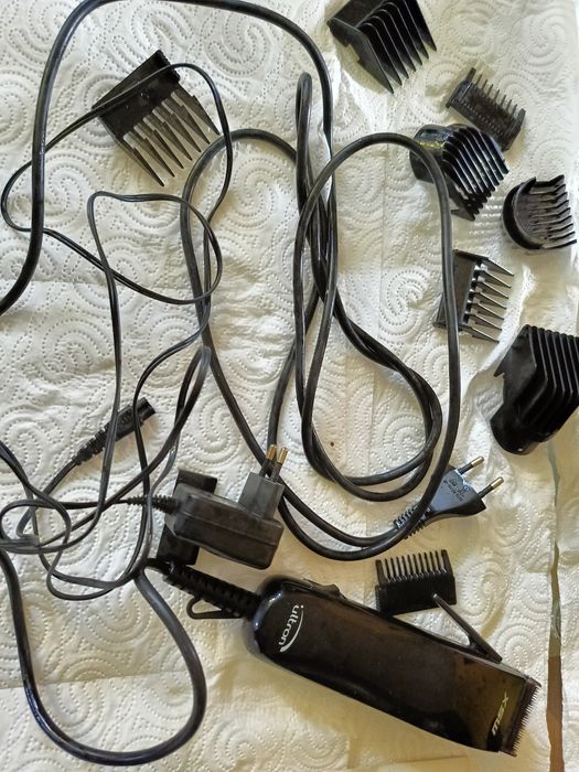 Profesjonalna maszynka do strzyżenia włosów