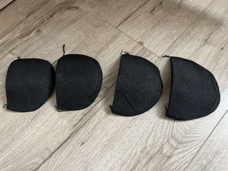 Плечики чорні, розмір 15 см х 9.5 см, 2 пари