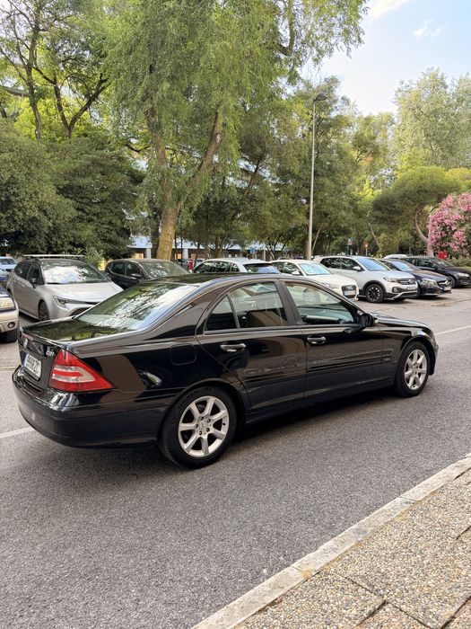 Mercedes C220, gasoleo , 265 mil kms — photo 3