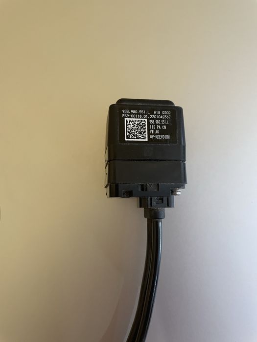 Porsche macan рестайл камера заднього вигляду 95B980551L