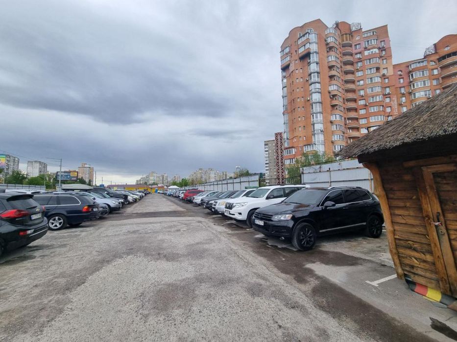 Оренда території під контейнери або автопарк — вул. Палладіна, 31