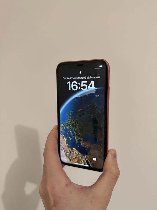 Продам телефон Iphone XR 64GB