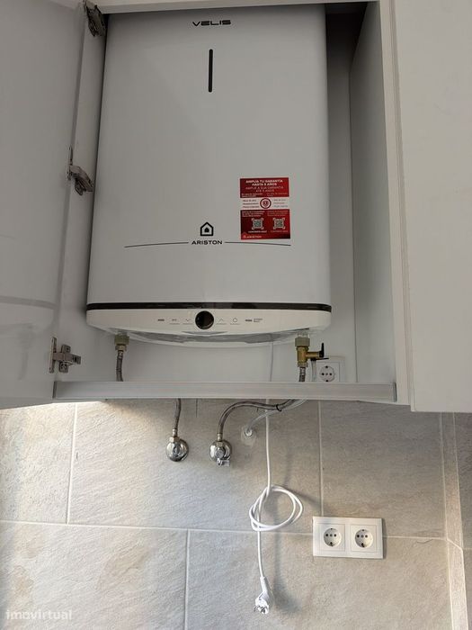 Apartamento De 54 M² Totalmente Remodelado A Estrear