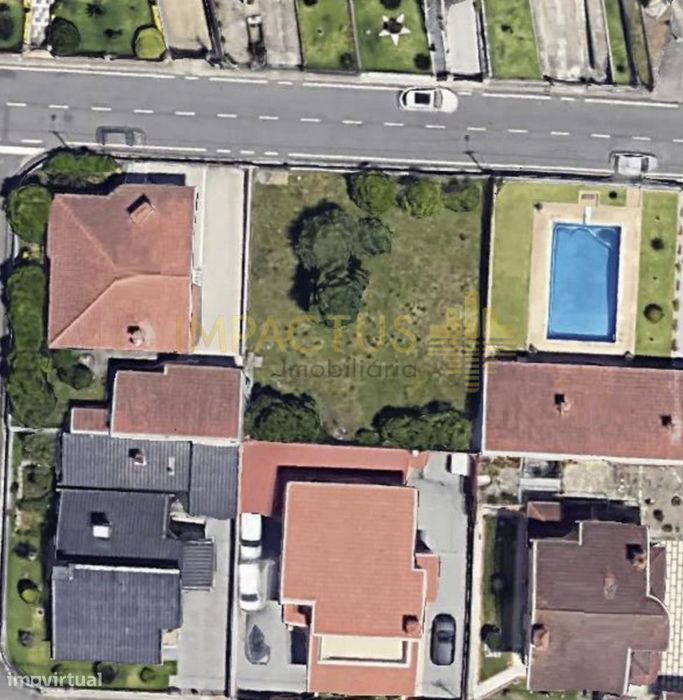 Terreno com 460m2 em São Mamede do Coronado — Coronado (São Romão E São Mamede), Porto