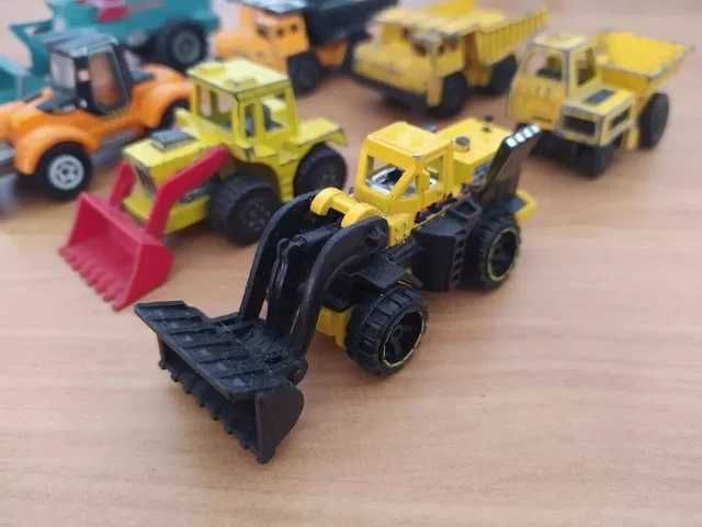 Lot (x7) Matchbox - Carrinhos, Camiões, Máquinas..