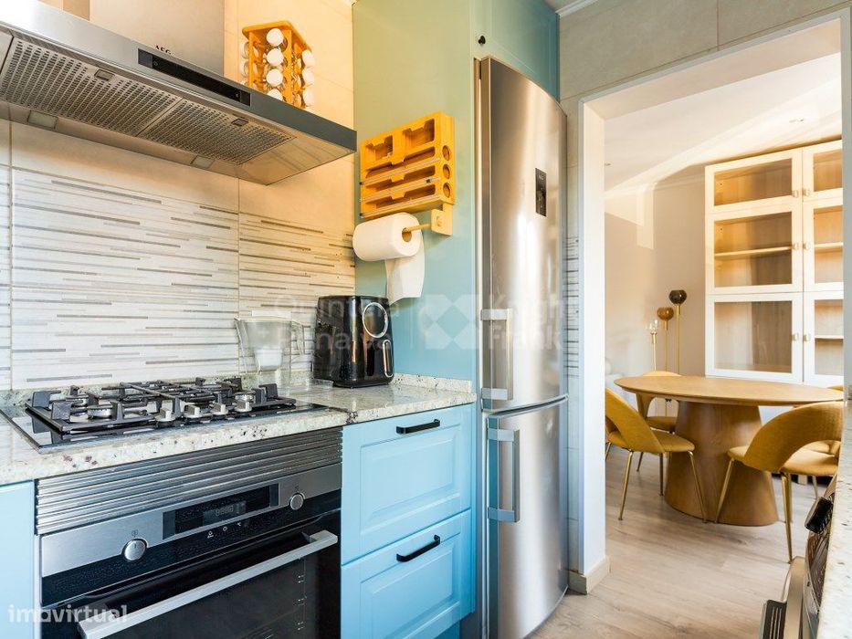 Apartamento T2+1 para arrendamento mobilado na Encarnação