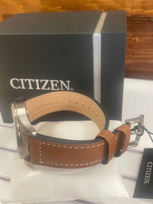 Relógio Citizen Eco-Drive - Super Titanium - Novo c/ Garantia