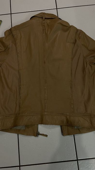 Шкіряна куртка чоловіча