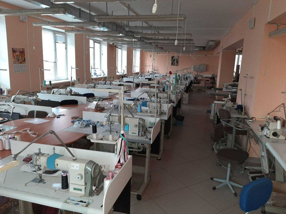 Продаються універсальні приміщення в м. Черкаси