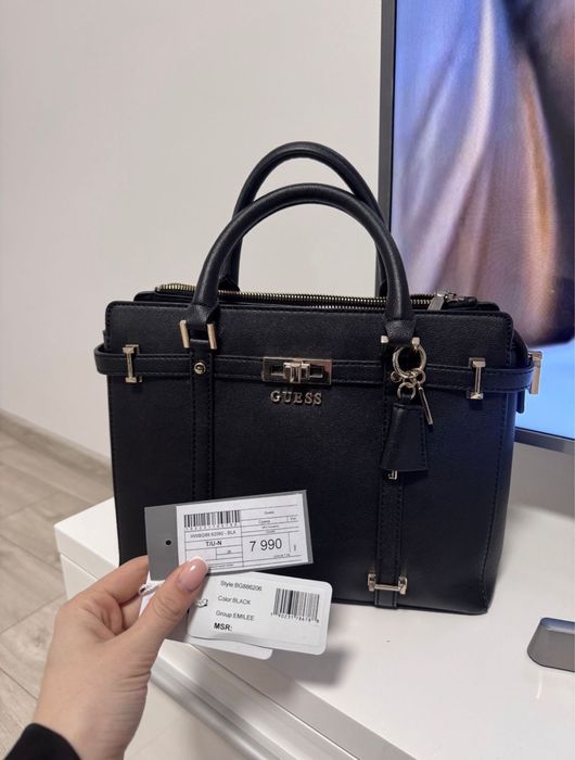 Продам сумку Guess
