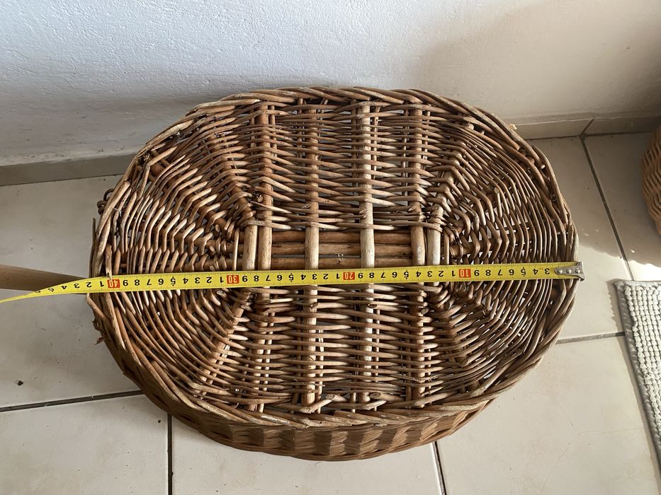 Duzy kosz wiklinowy  na bielizne - stan dobry