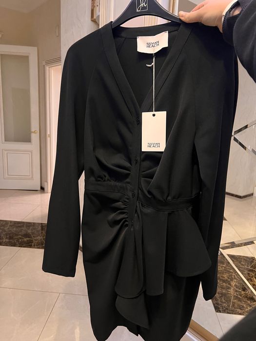 Плаття коротке чорне Сукня Silvian Heach