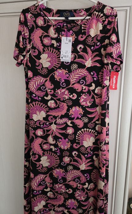 Świetna sukienka z chłodnego materiału rozm.42/44