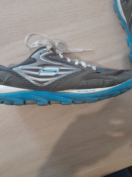 Skechers Go Run Tamanho 39
Tanho 39 Europeu