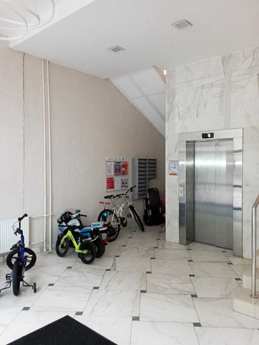 Єліт-клас 3-к кв. з паркомісцем в ЖК Кришталеві Джерела