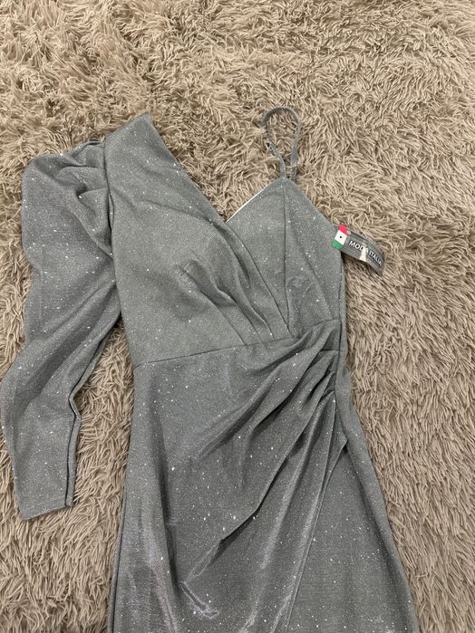 Плаття вечірнє довге