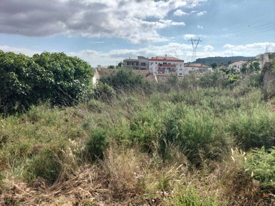 TERRENO URBANO EM ALVERCA – PROJETO PARA PRÉDIO
