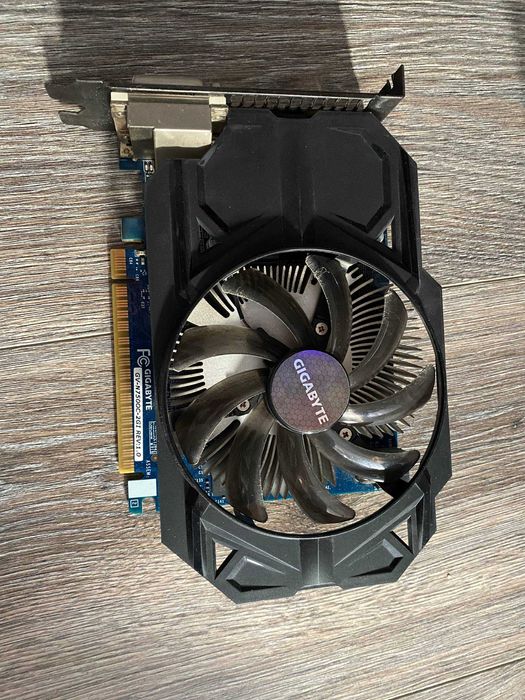 Блок Nvidia GTX 750 2GB,  intel i3-3240, 8GB Ram DDR 3, 500 GB HDD