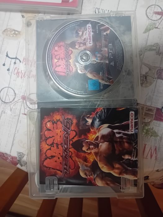 Ps3 slim com 4 jogos e comando