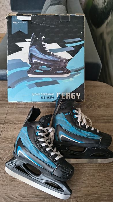 Łyżwy hokejowe regulowane