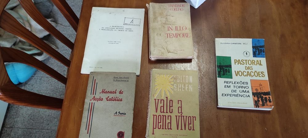 Livros religiosos anos 70