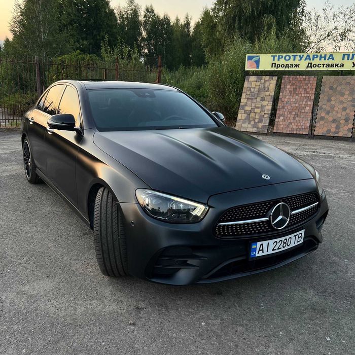 Продам автомобіль Mercedes Benz E Class E350 w213 2021 року